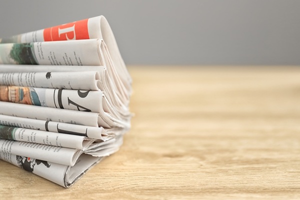 Presse : précision pour l’aide aux quotidiens aux faibles ressources publicitaires
